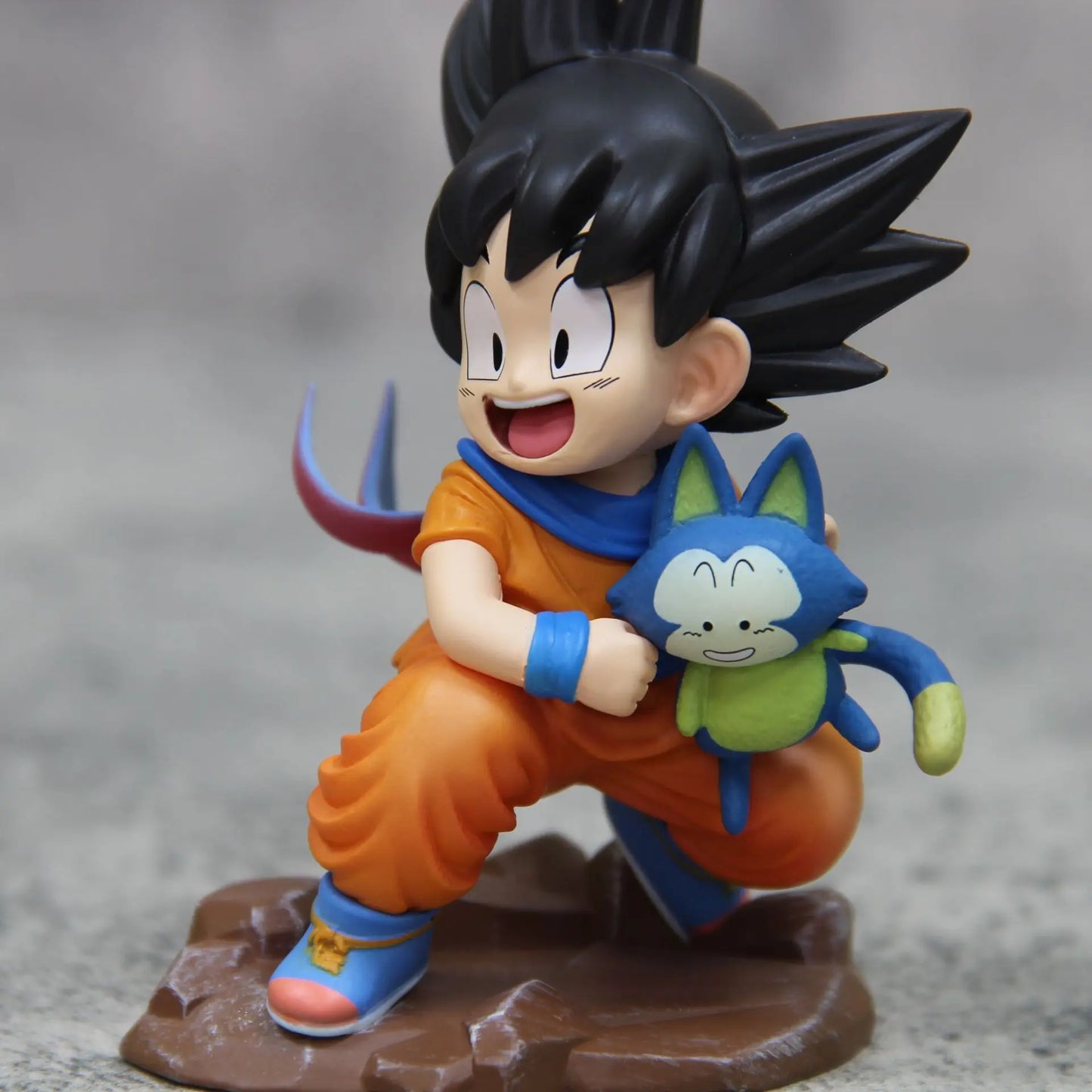 Kid Goku & Puar Premium Figure