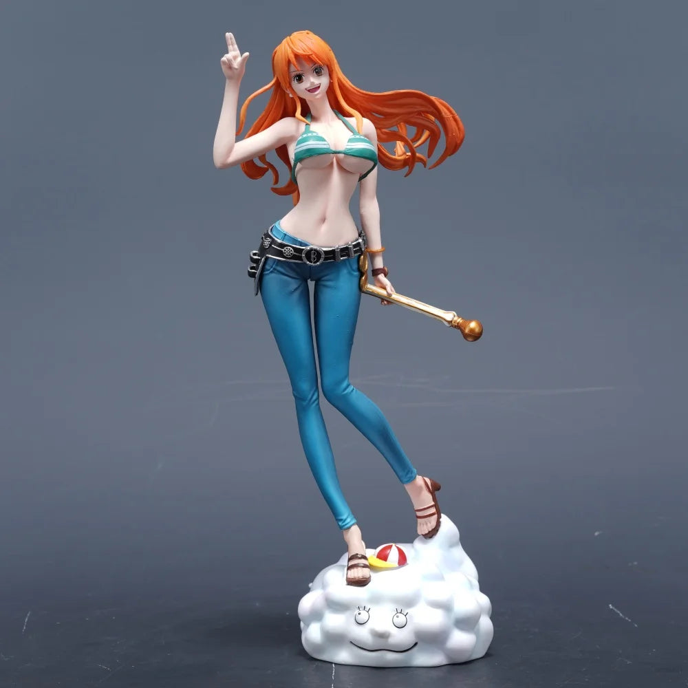 Nami One Piece Premium Figure